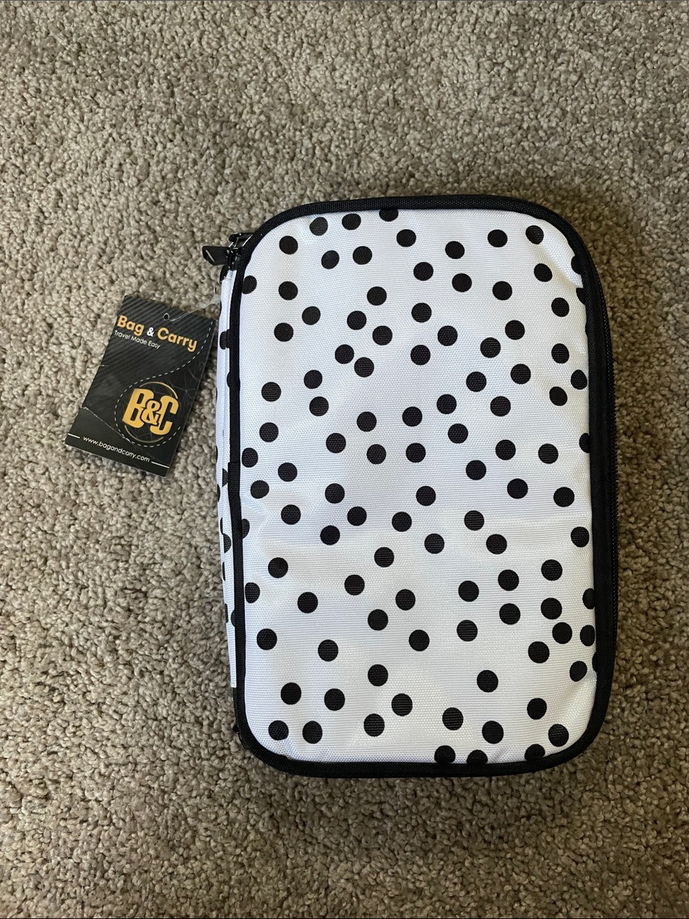 Bag & Carry Polka Dot Jewelry Travel Case - White with Black Dots